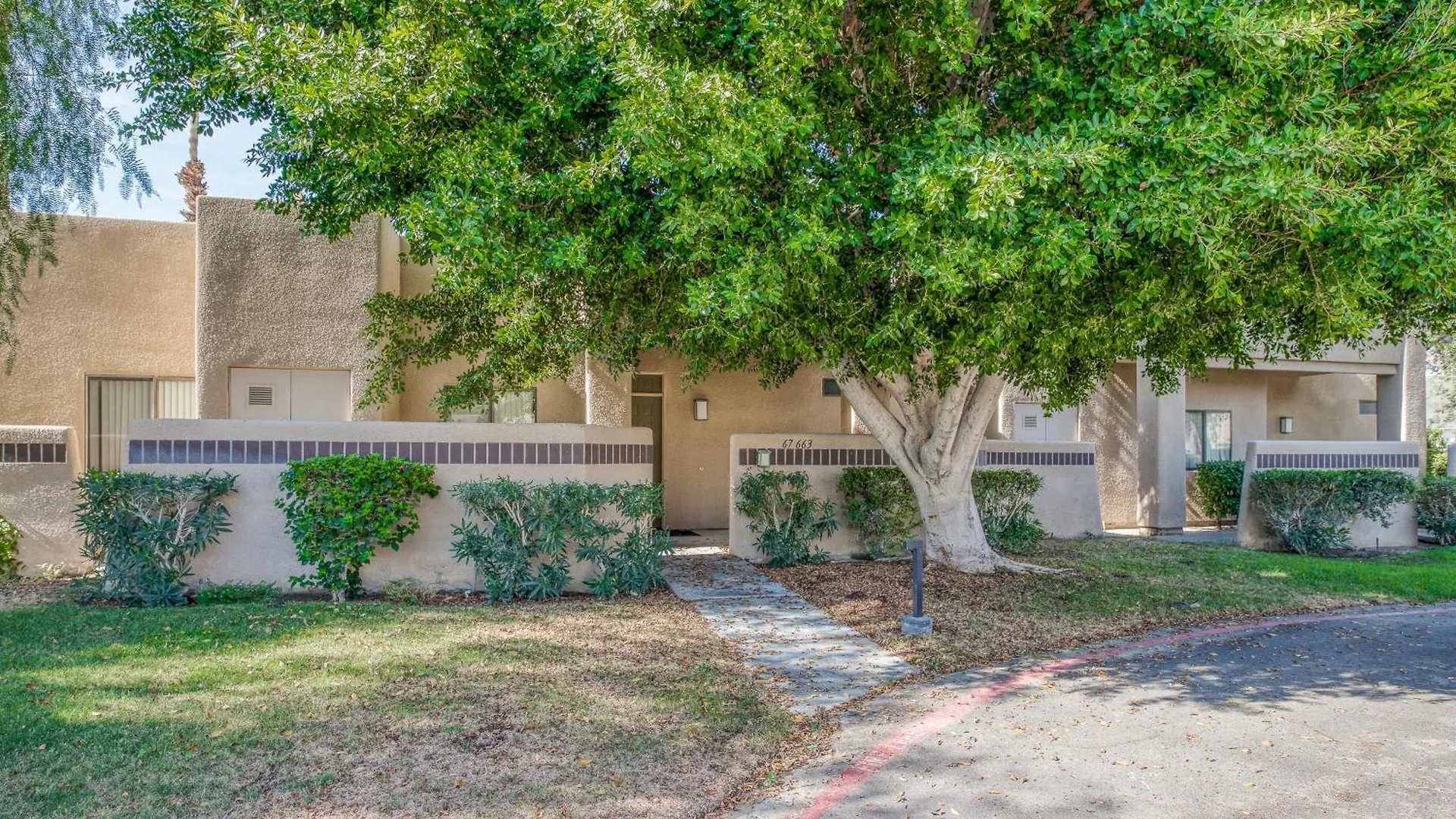 Holiday home Vista Oasis Retreat Permit# Blic-000,040-2021 Villa Cathedral City United States